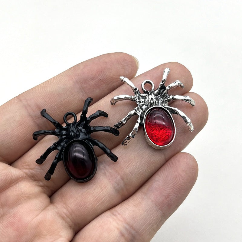 European and American New Alloy Ruby Spider Ancient Silver Pendant Jewelry Accessories DIY Halloween Pendant
