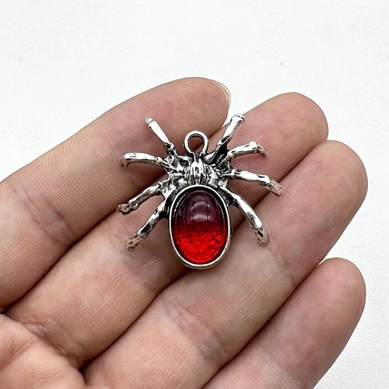 European and American New Alloy Ruby Spider Ancient Silver Pendant Jewelry Accessories DIY Halloween Pendant