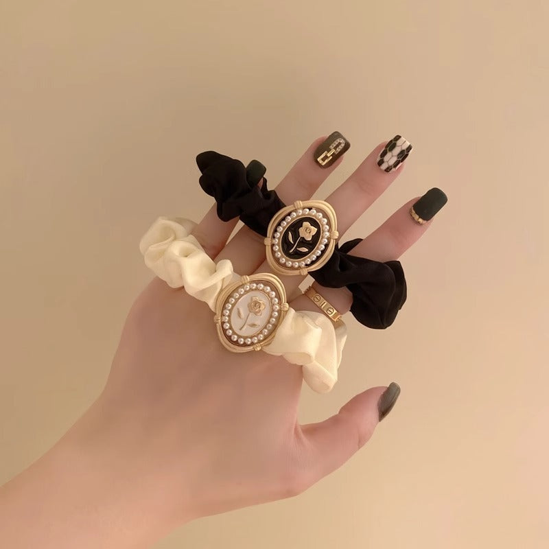 Cross-border Explosive Simple Satin Large Intestine Hair Ring Rose Flower Hair Rope Temperament All-match Ball Headwear Durable Hair Rope