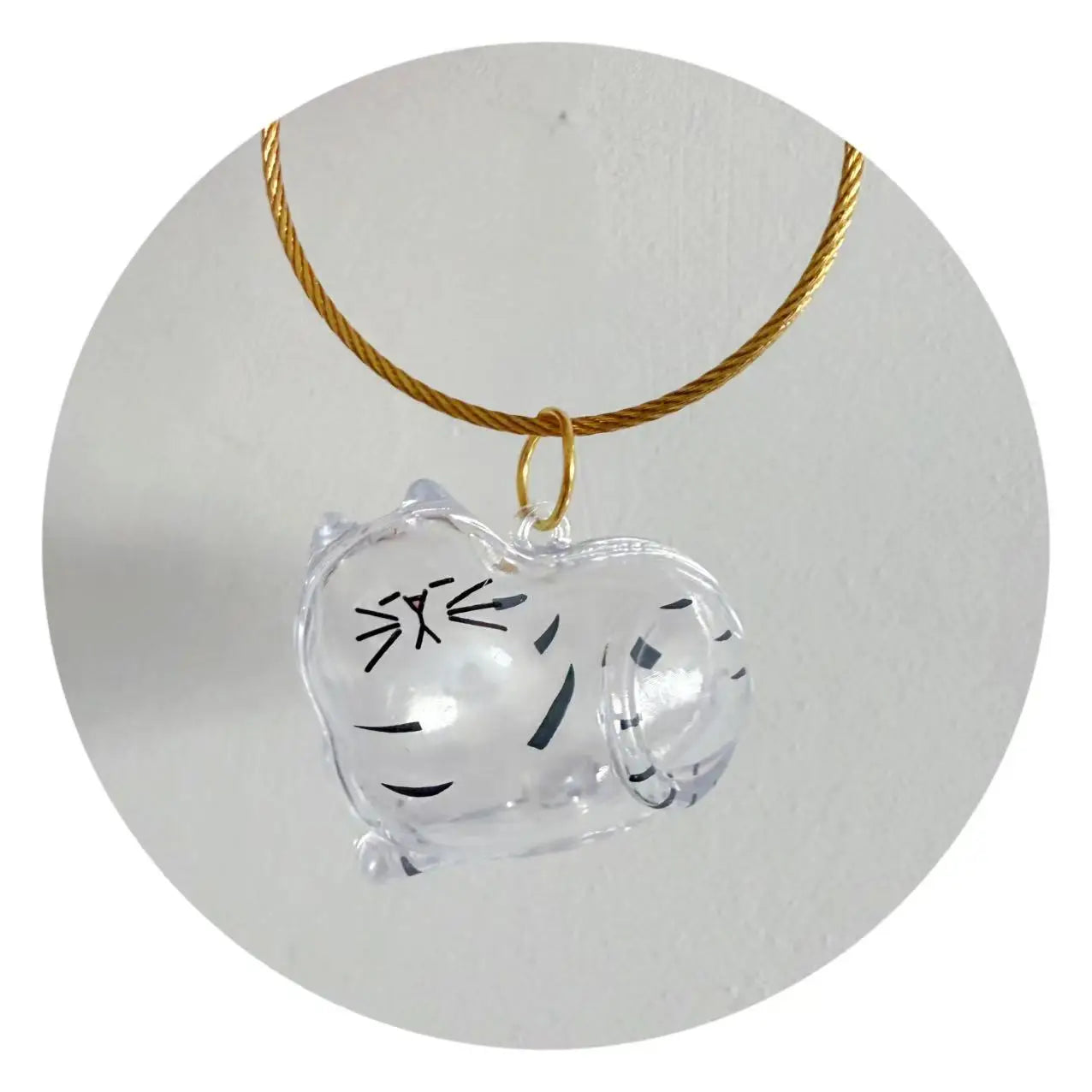 Hanging Pet Keychain Pendant Memorial Resin Cat/Dog Hair Storage Capsule Unique Keychain Novel Trendy Souvenir for Pet Lovers