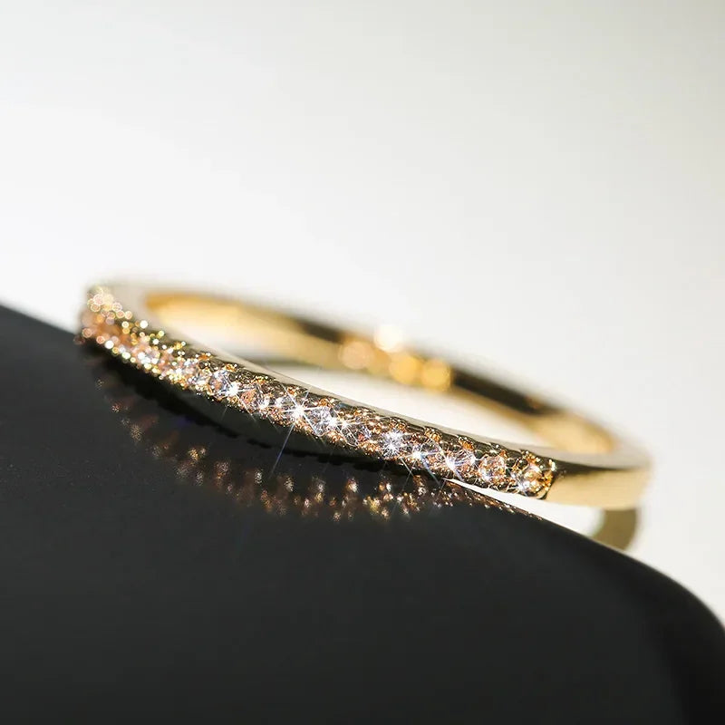 Bague Fine Zircon Cubique - Anneau Minimaliste pour Femme