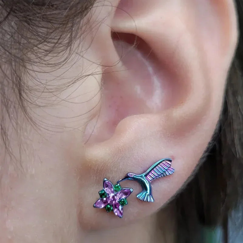 G23 Titanium 4 Marquise Stone and 4 CZ Top Paved Top PIERC Labret Lip Stud Ear Cartilage Helix Piercing Ear Studs Body Jewelry