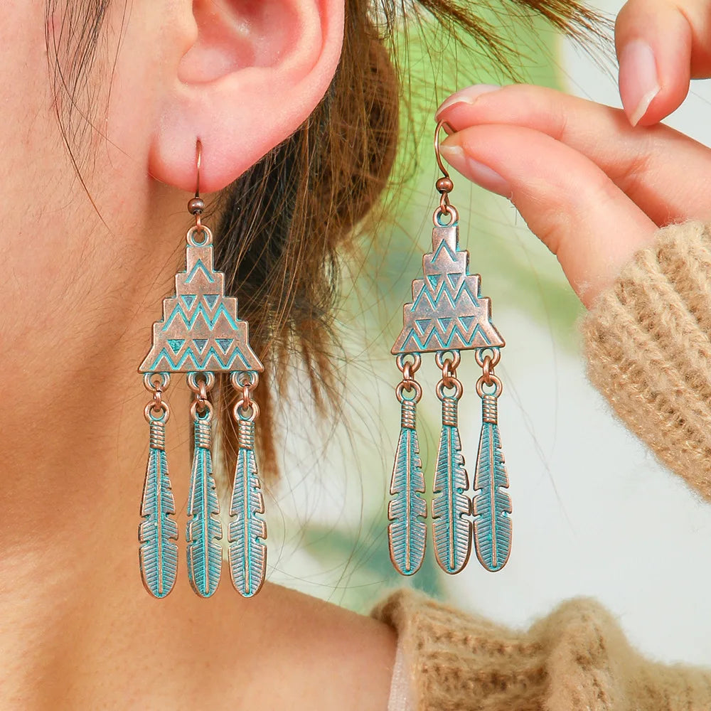 Ethnic Indian Antique Alloy Earring Women's Metal Leaf Tassel Hollow Round Earrings Bohemia Pendientes Jewelry Accessories
