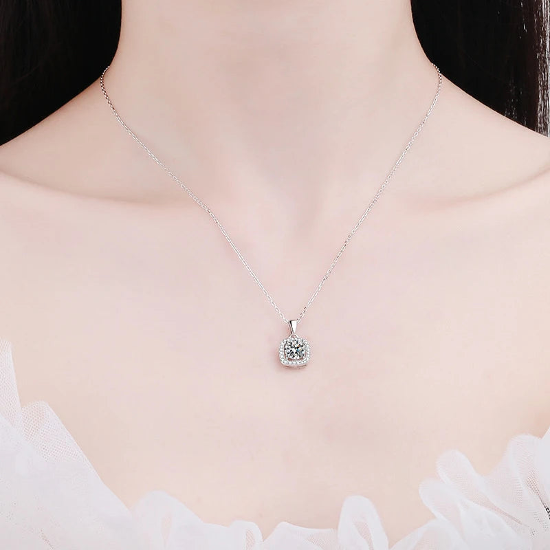 Collier Pendentif Moissanite 1ct ou 2ct - Argent 925 Plaqué Or Blanc